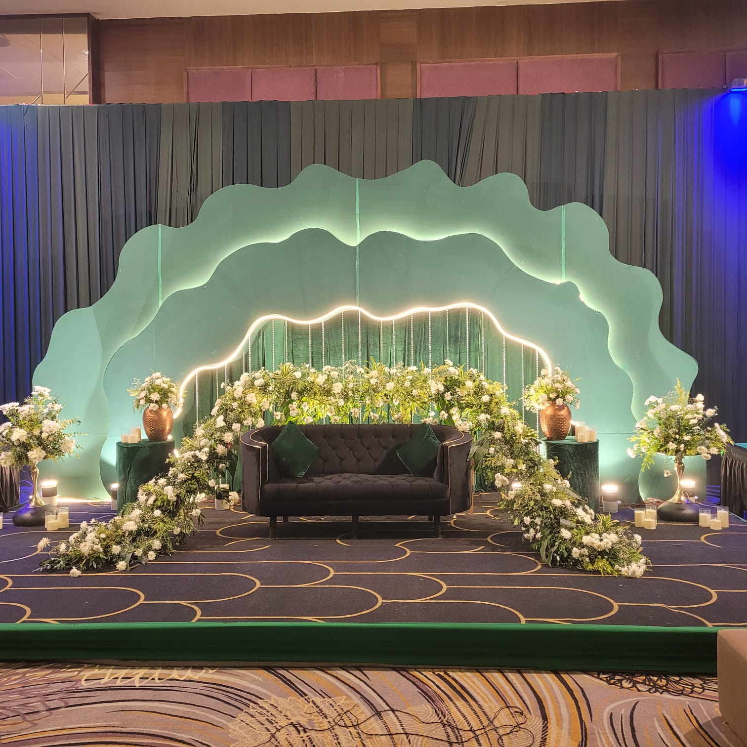 Reception — Mint & White Florals